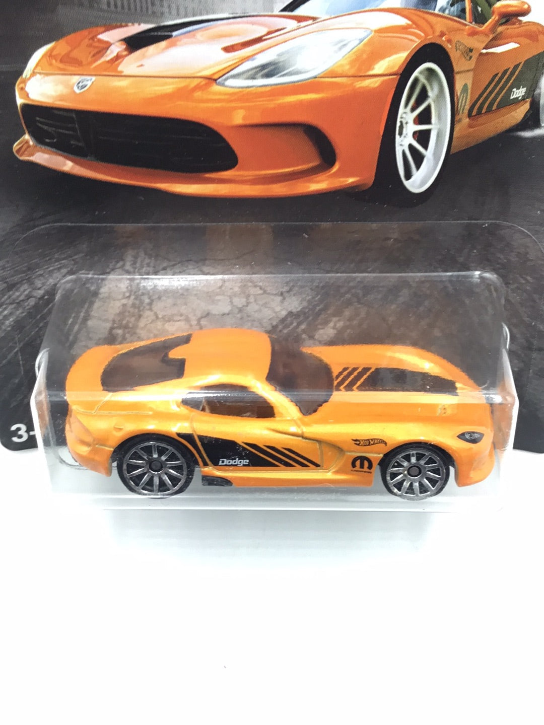 Hot wheels Mopar series 1/8 2013 SRT Viper MM7