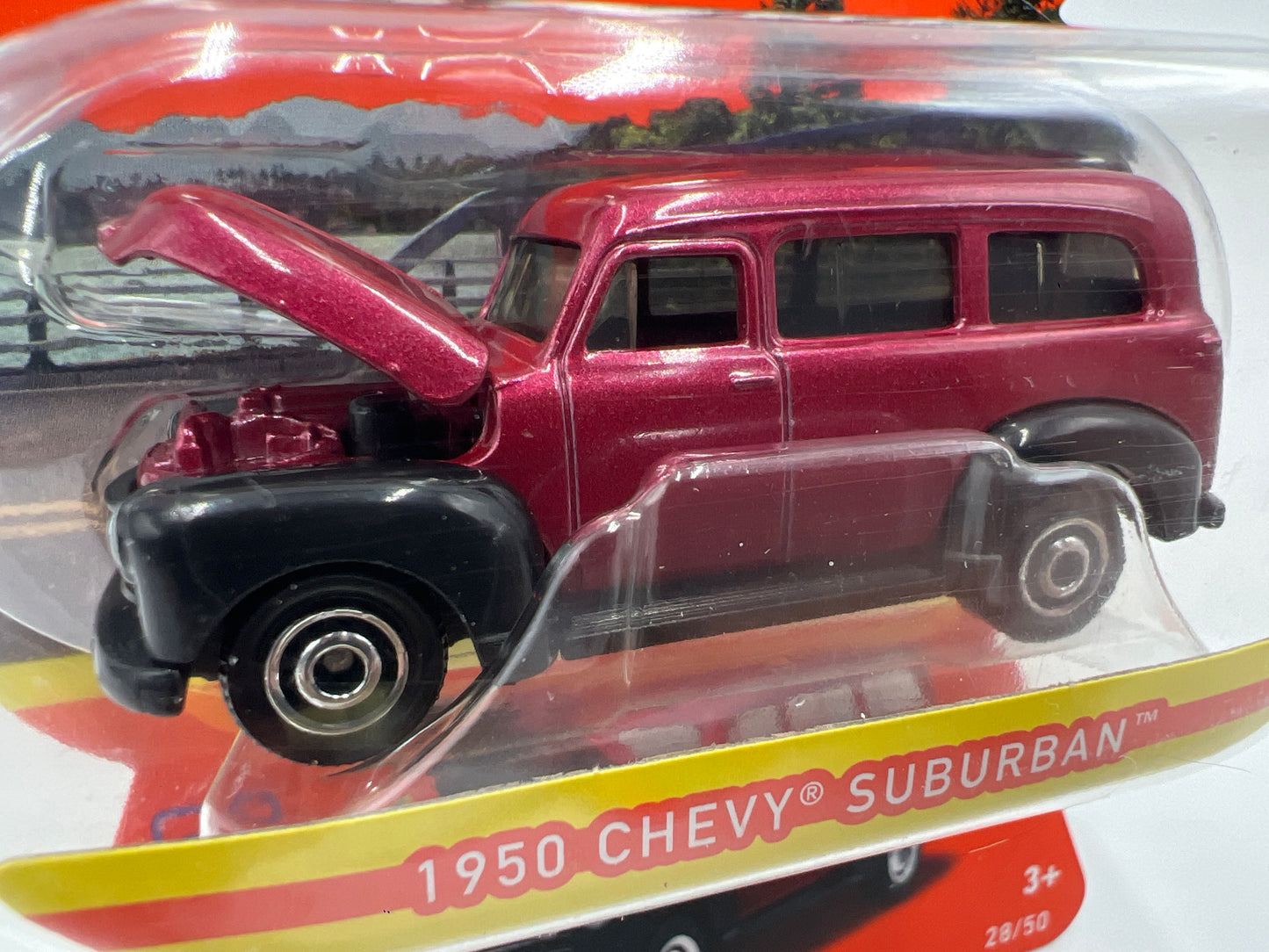 Matchbox Moving Parts #28 1950 Chevy Suburban Red 162F