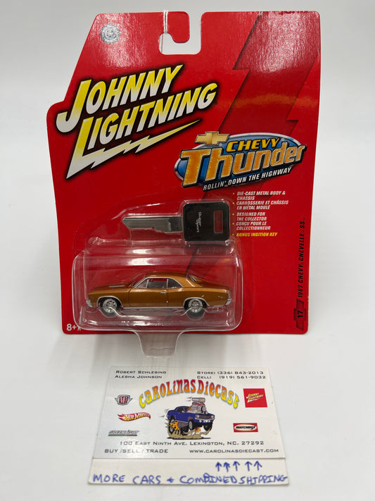 Johnny Lightning White Lightning Chase Chevy Thunder #17 1967 Chevy Chevelle SS Copper