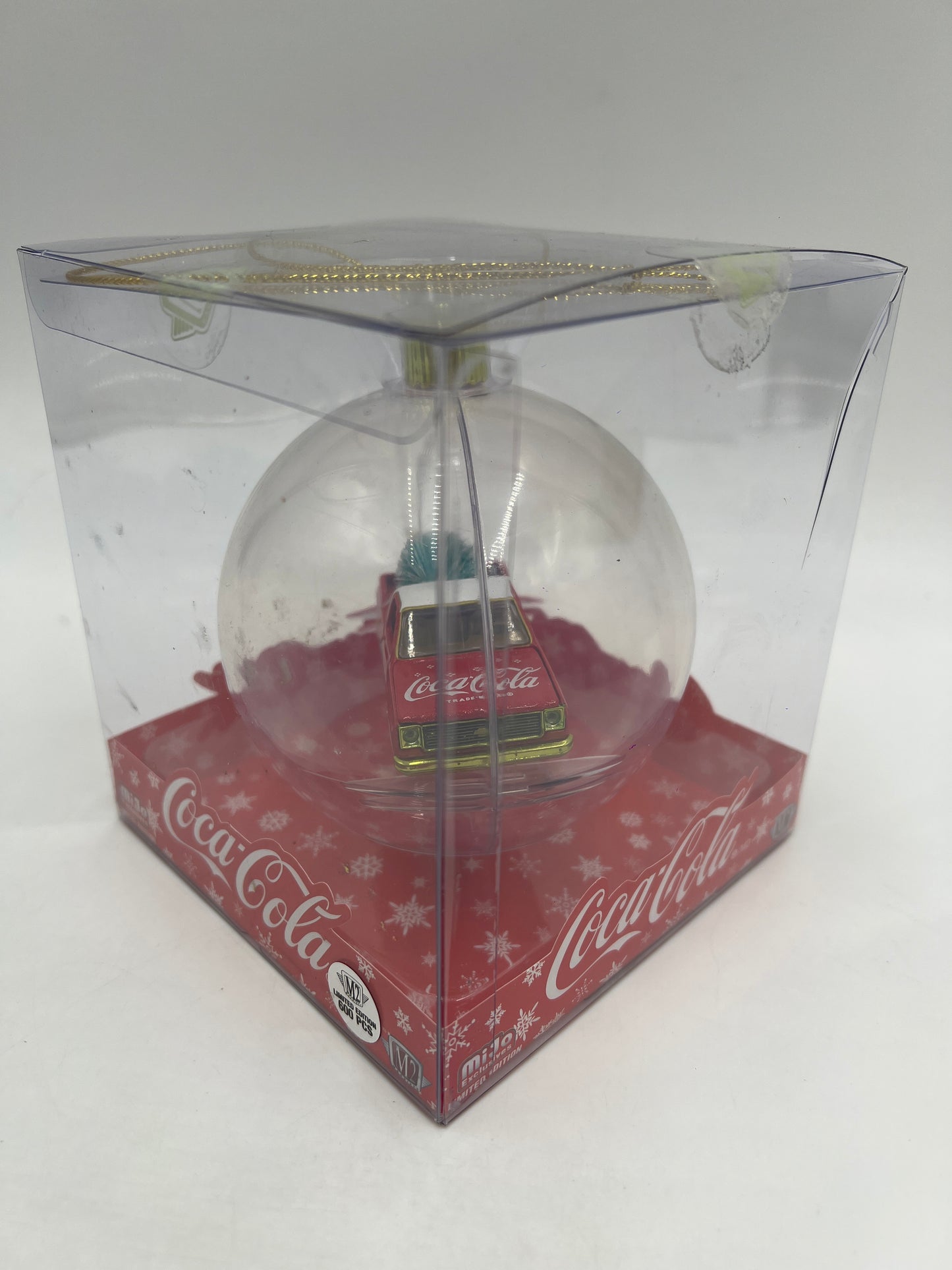 M2 Machines MiJo Exclusives Coca Cola Holiday Christmas Ornaments CHASE 1973 Chevrolet Fleetline Red/White Cracked Blister