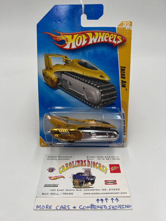 2009 Hot Wheels New Models #32 Tread Air Gold AA8