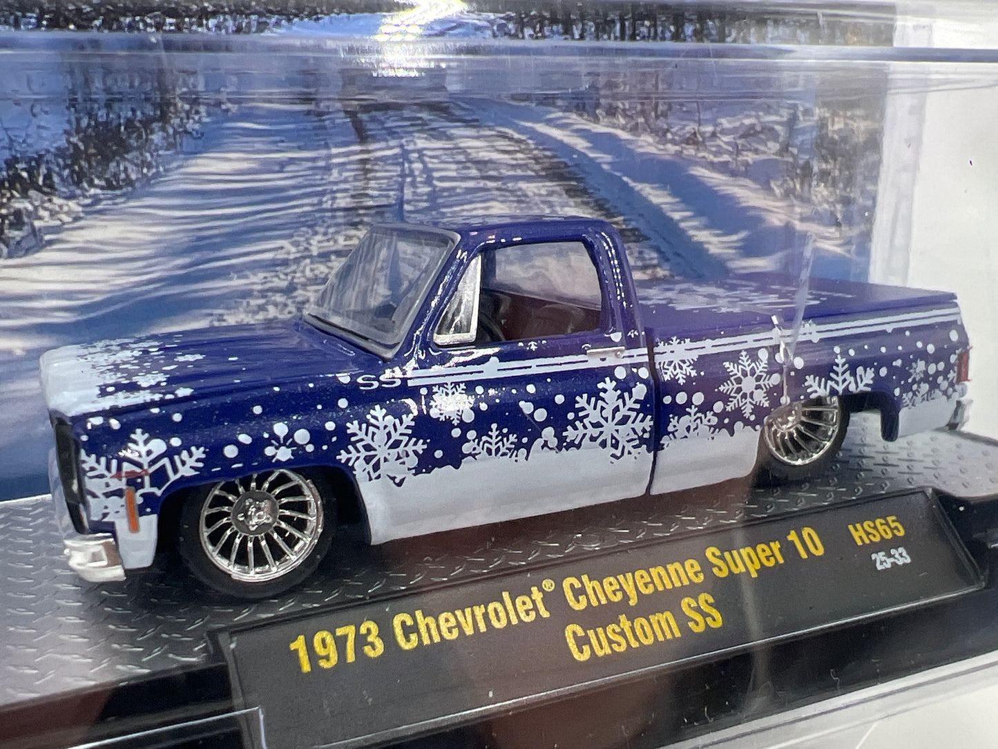 M2 Machines Hobby Exclusive 1973 Chevrolet Cheyenne Super 10 Custom SS Blue HS65