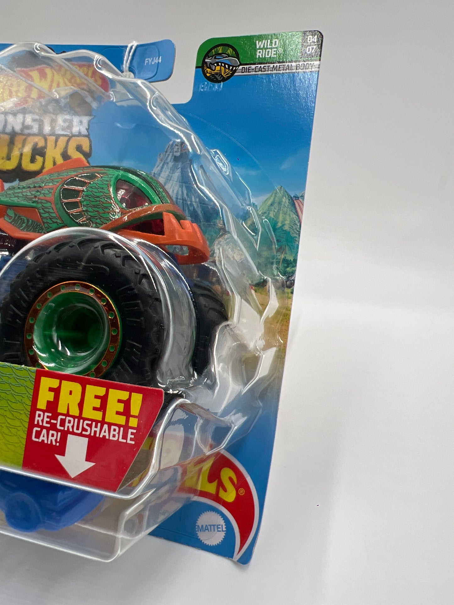 Hot Wheels Monster Trucks Wild Ride #23 Piran-ahhhh piranah 135i
