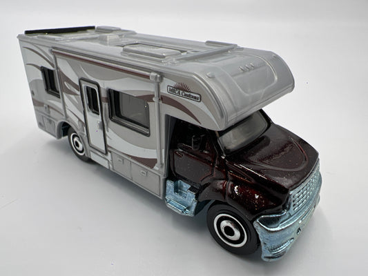 Matchbox 1/64 MBX Motor Home Loose