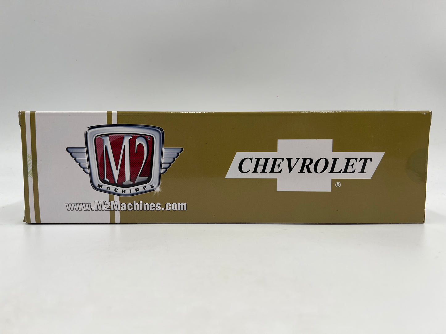 M2 Machines Auto Haulers R29 1970 Chevrolet C60 Truck & 1970 Camaro SS/RS 396