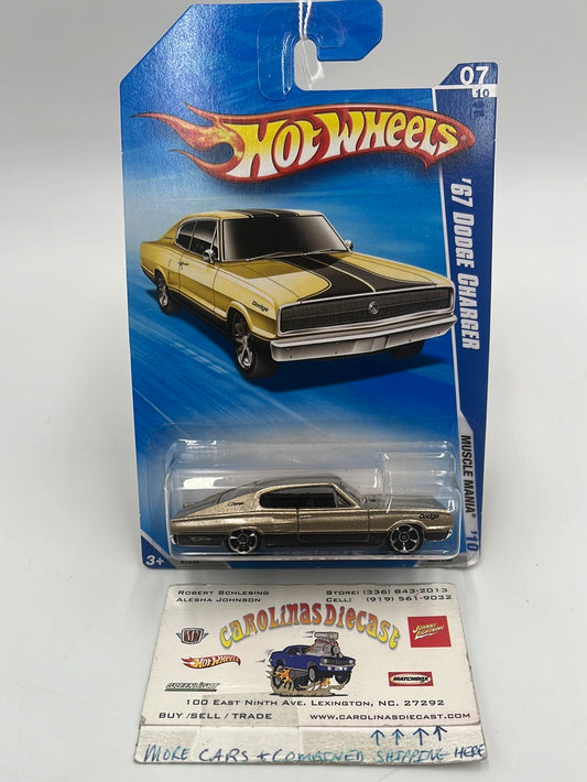 2010 Hot Wheels Hot Auction ‘67 Dodge Charger Champagne 85/240 38D