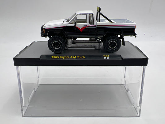 2026 M2 Machines R01 Blind Box 1985 Toyota 4x4 Truck Black/White