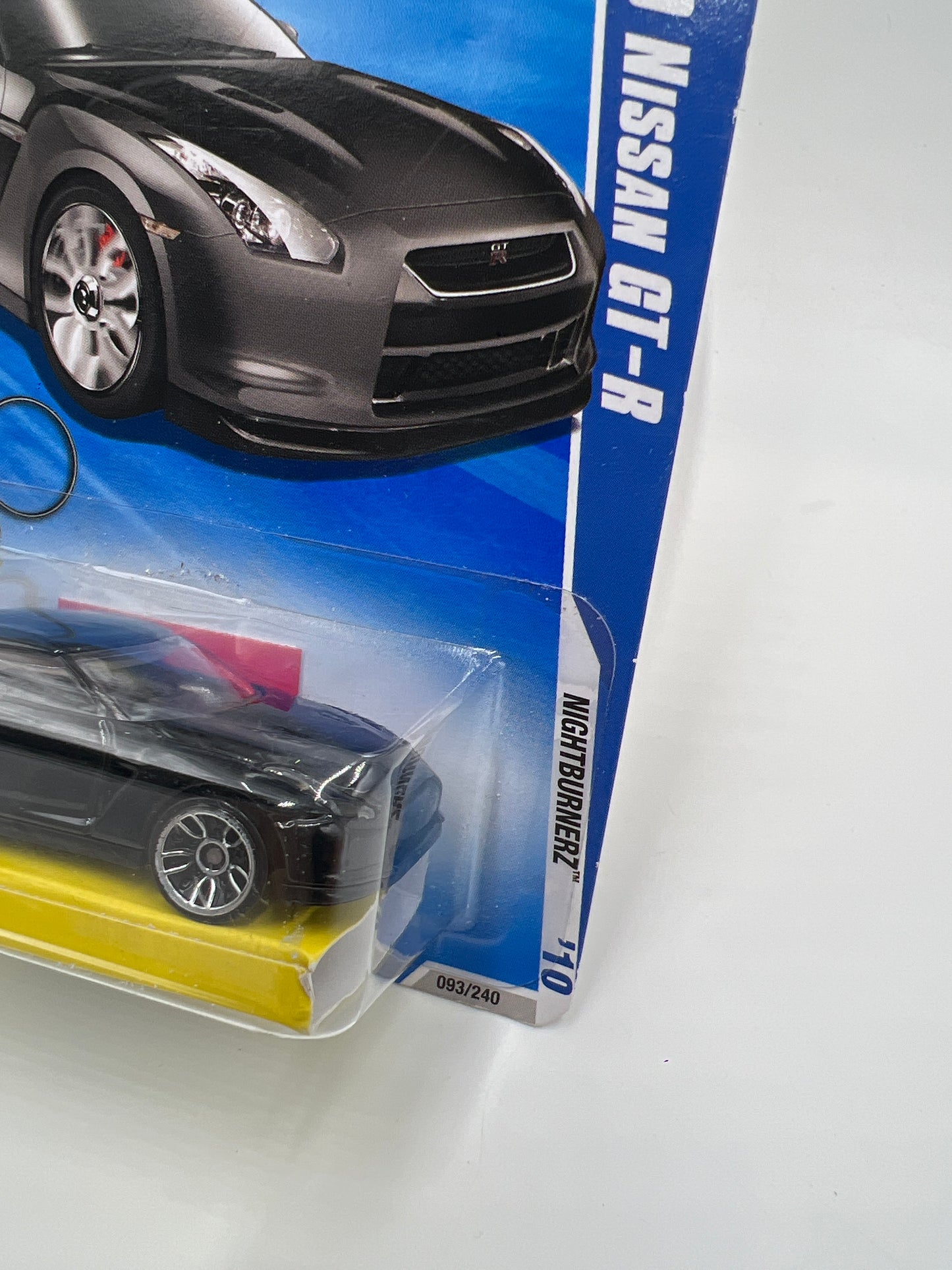 2010 Hot Wheels Keys To Speed Key Chain #93 2009 Nissan GT-R Black W/Protector