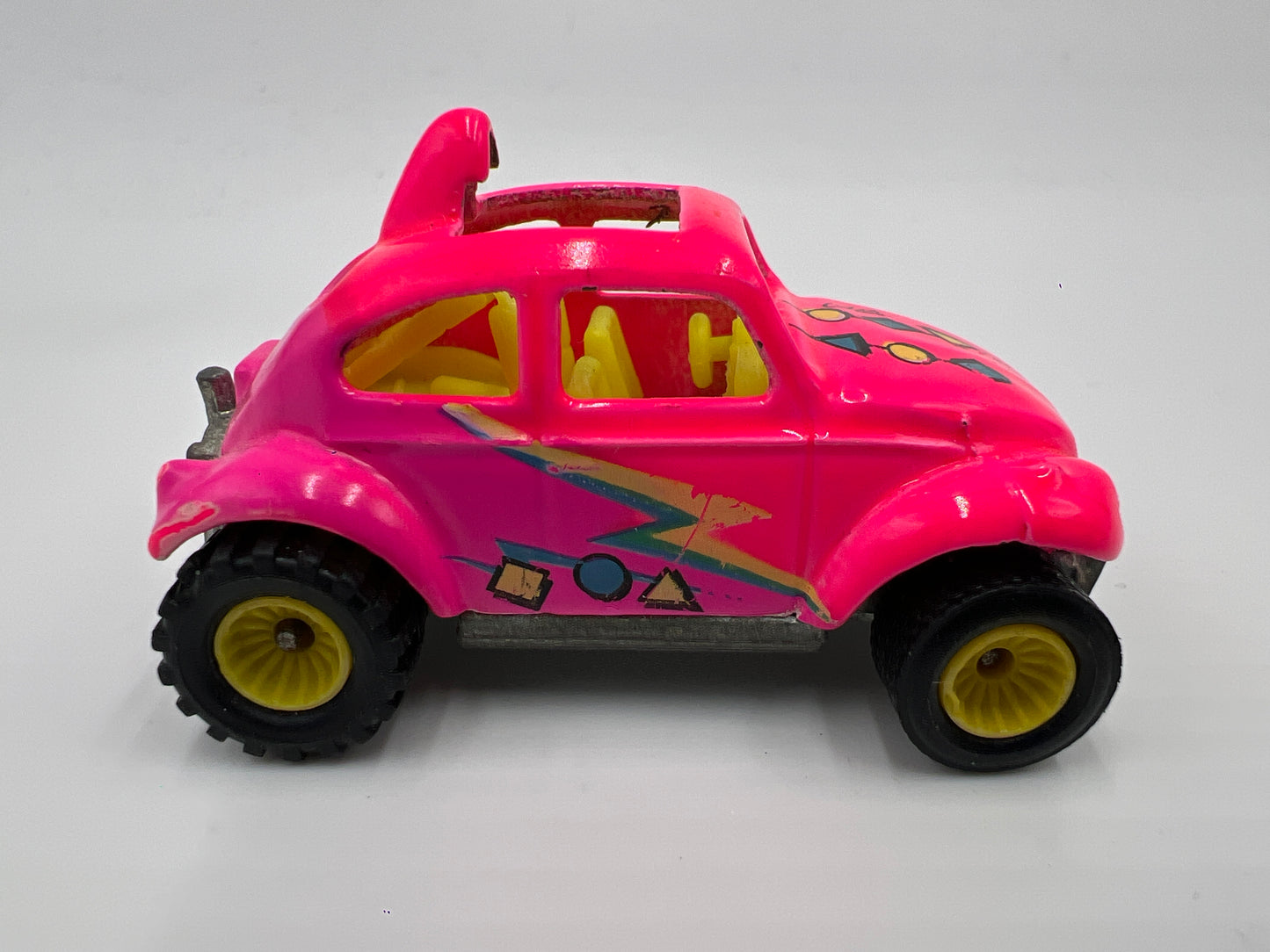Hot Wheels 1/64 California Customs VW Baja Bug Pink W/Real Riders Loose