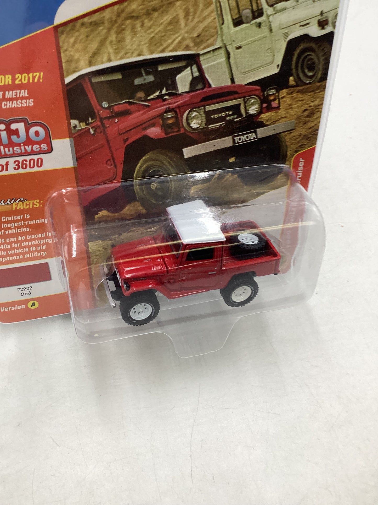 Johnny Lightning Toyota Land Cruiser MiJo exclusive 1980 Toyota Land Crusier