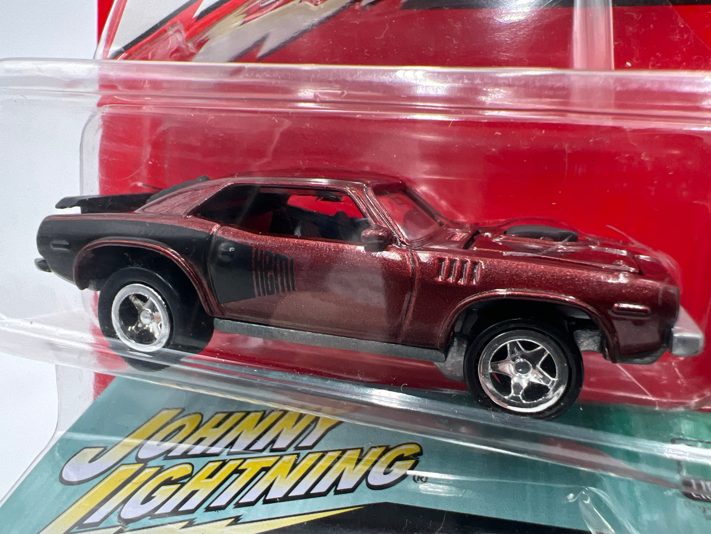 Johnny Lightning Pro Collector Series W/Storage Tin #32 1971 Plymouth Hemi Cuda Dark Red 231A