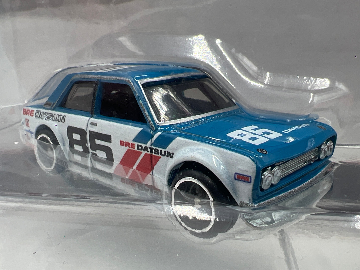 Hot Wheels Premium Target 2 Pack 71 BRE Datun 510 282F