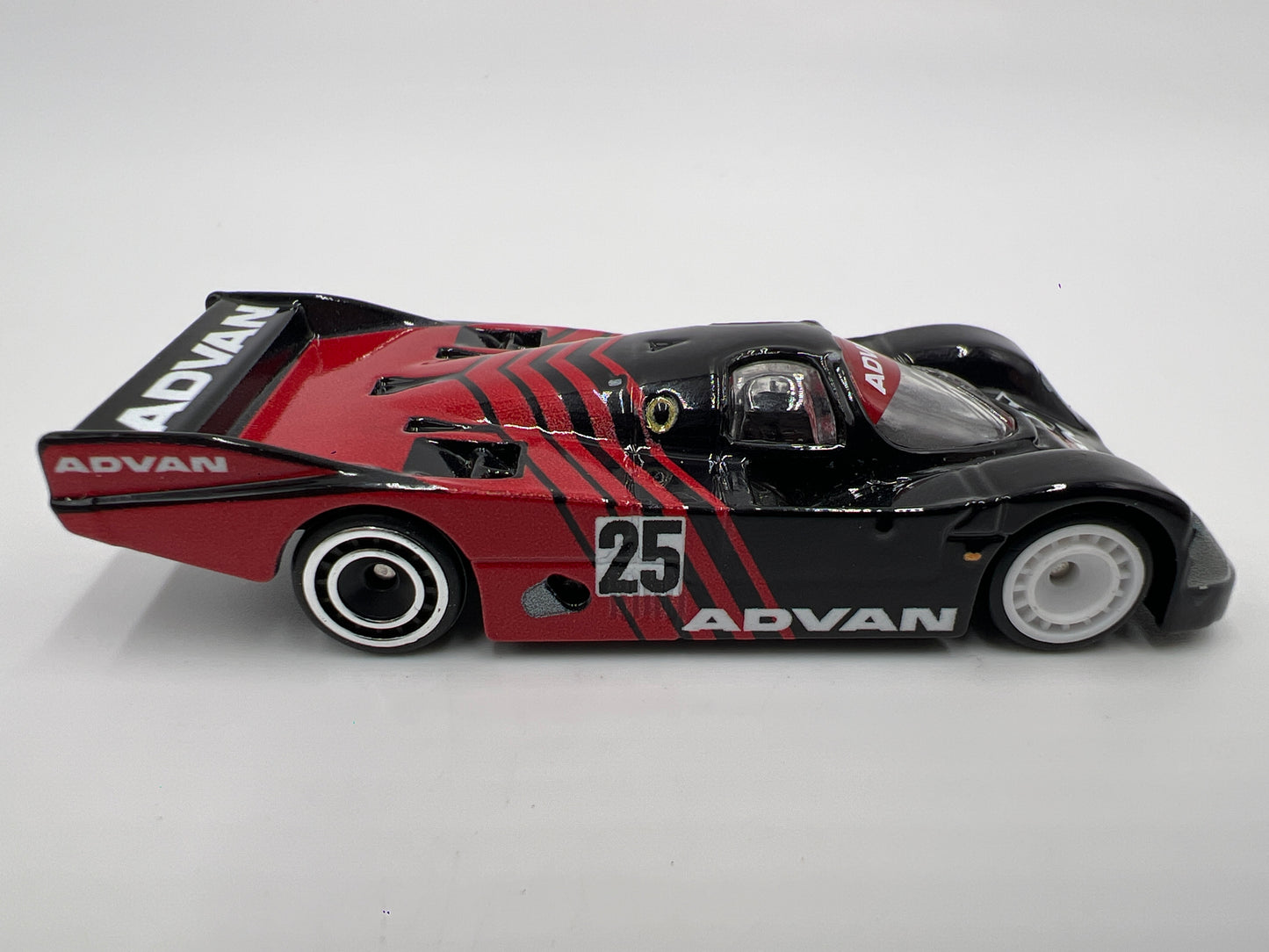 Hot Wheels 1/64 Premium Diorama Set Porsche 962 Advan Loose
