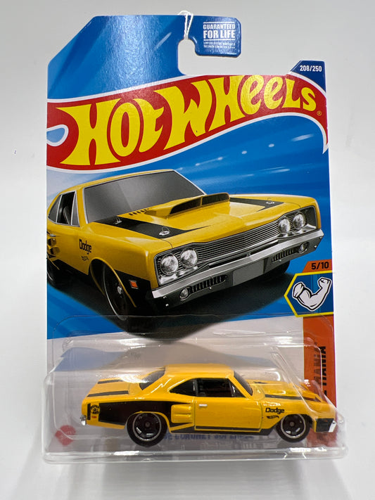 2025 Hot Wheels L Case Muscle Mania #208 69 Dodge Coronet Superbee Yellow 55F