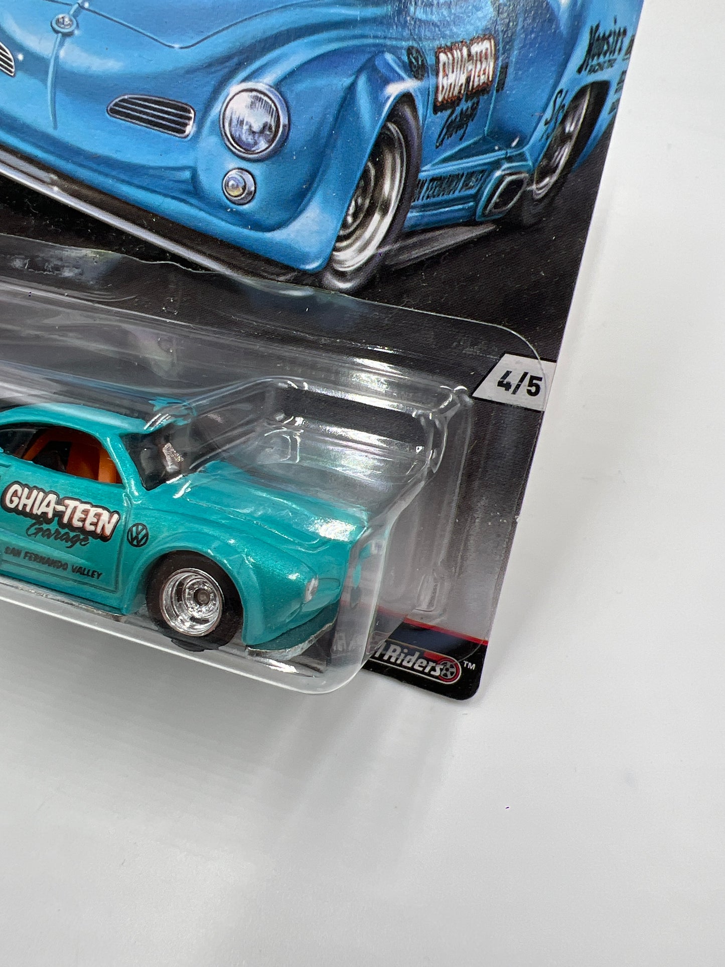 Hot Wheels Car Culture Track Day #4 Volkswagen Karmann Ghia Blue