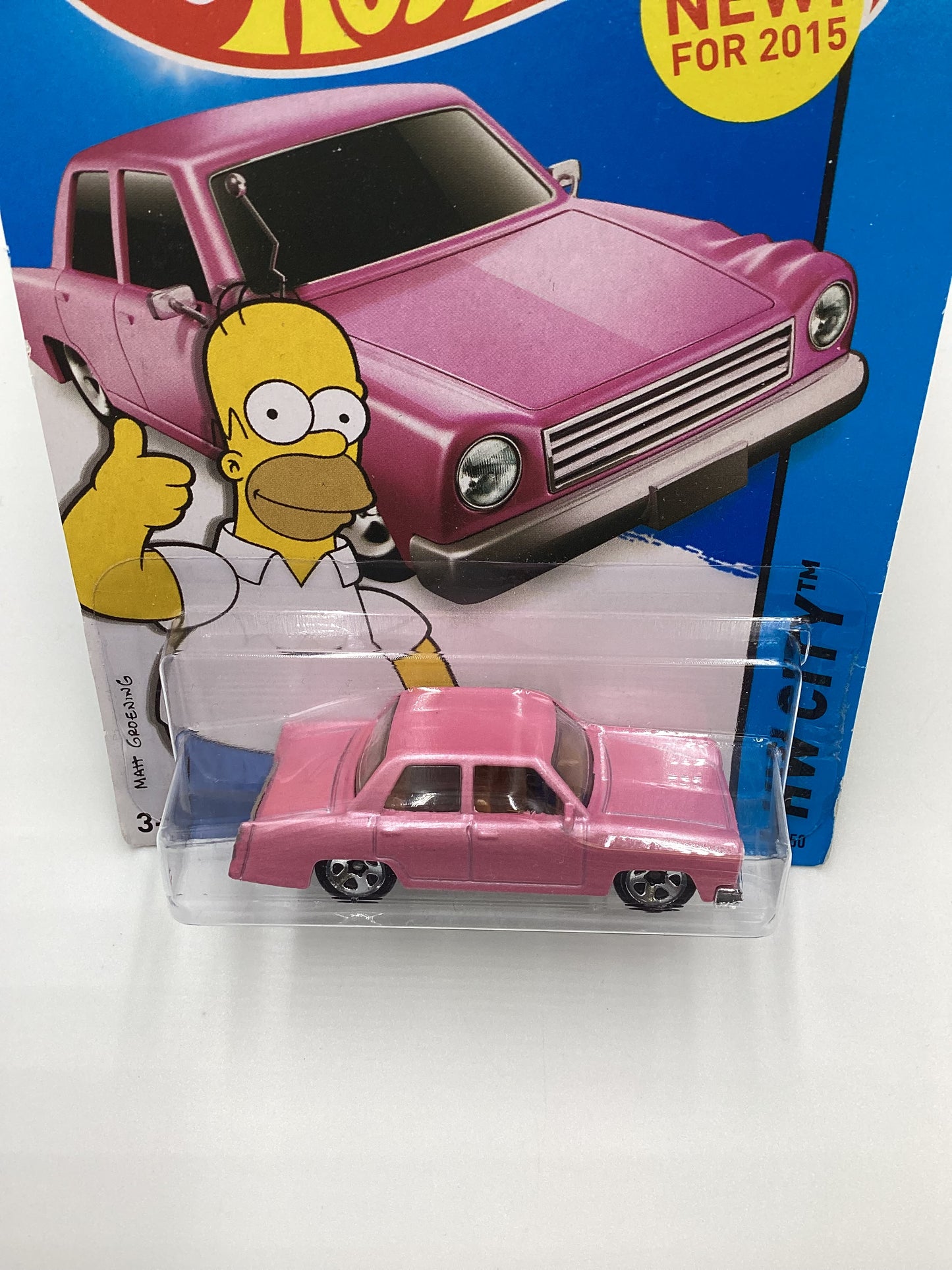 2015 Hot wheels HW City #56 The Simpsons Family Car Pink 122A