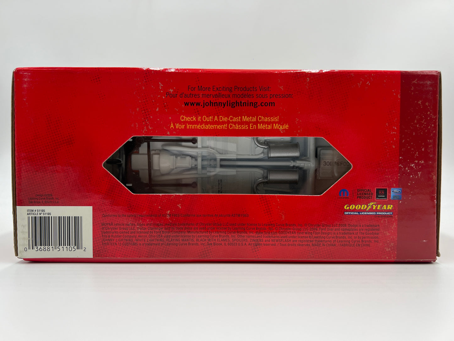 Johnny Lightning 1:24 Scale White Lightning Chase Muscle Cars R39 1970 Dodge Challenger T/A White VHTF