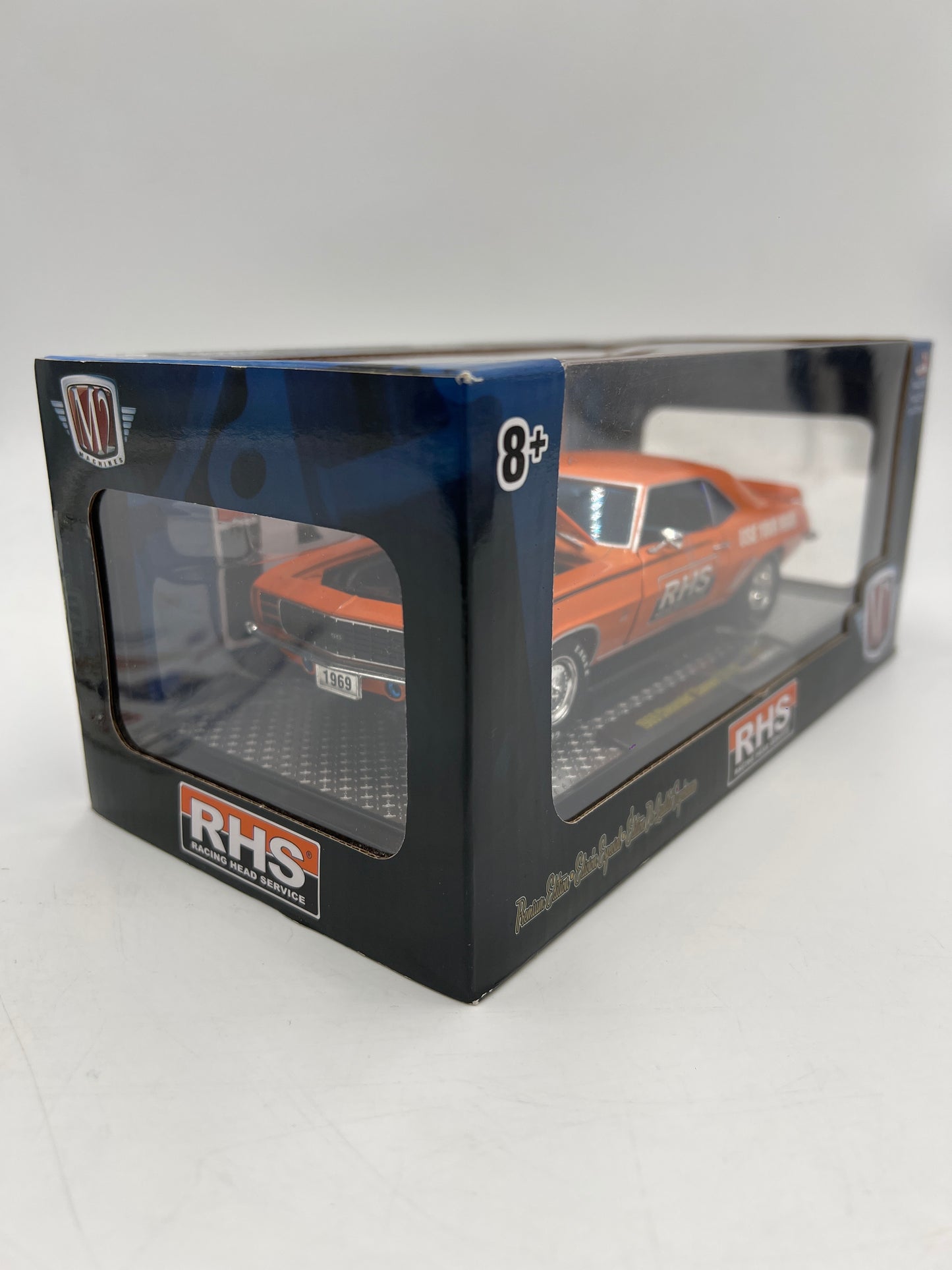 M2 Machines 1/24 Premium Edition RHS 1969 Chevrolet Camaro SS/RS Orange R65