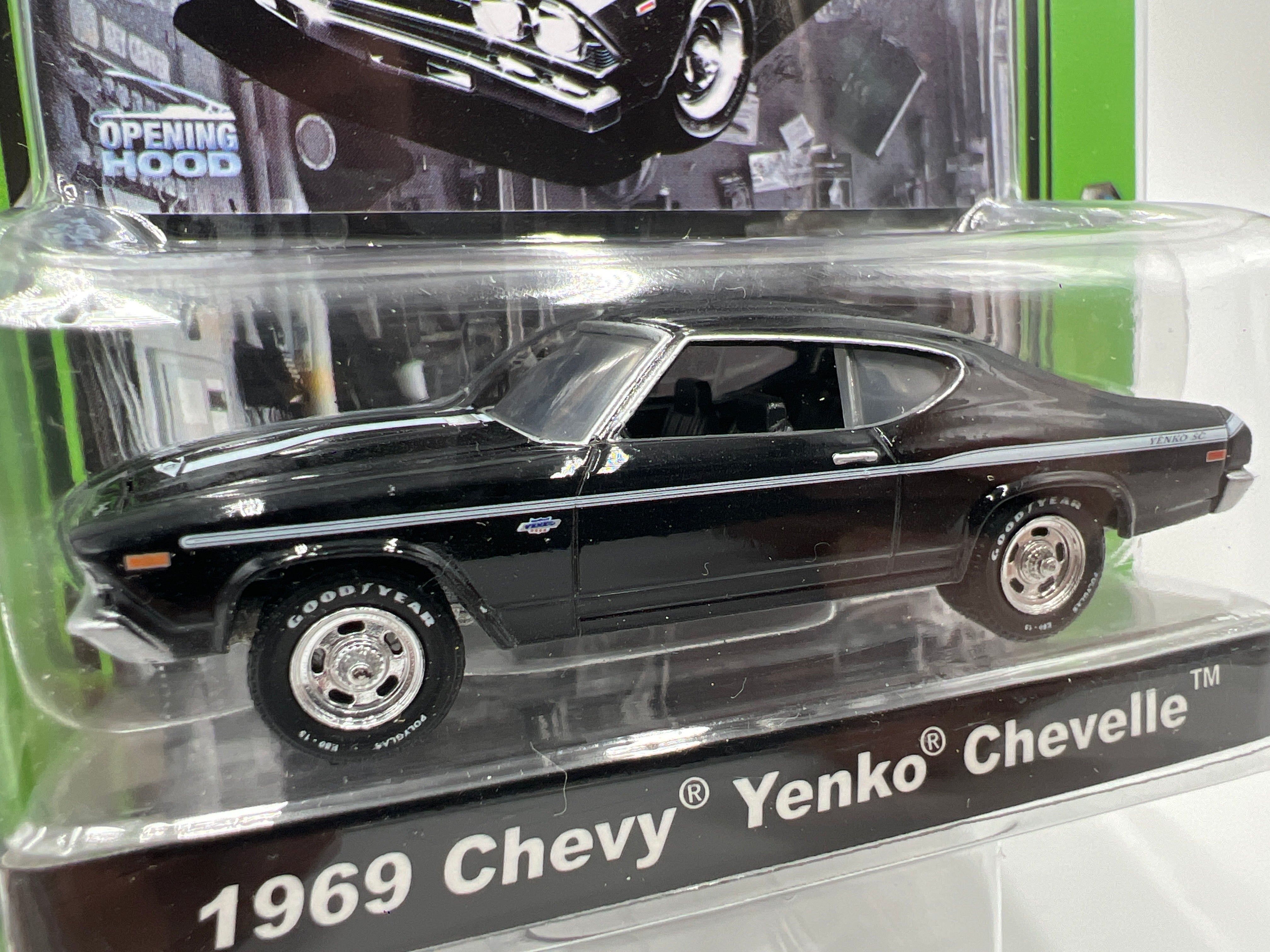 Greenlight Muscle Car Garage Series 6 1969 Chevy Yenko Chevelle