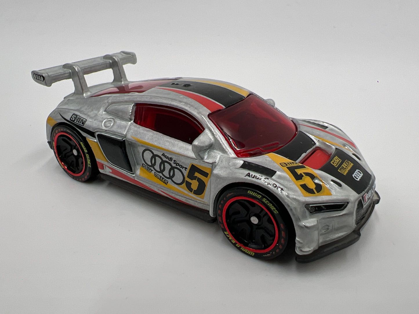 Hot Wheels iD World Race Series 2 #2 Audi R8 LMS Silver