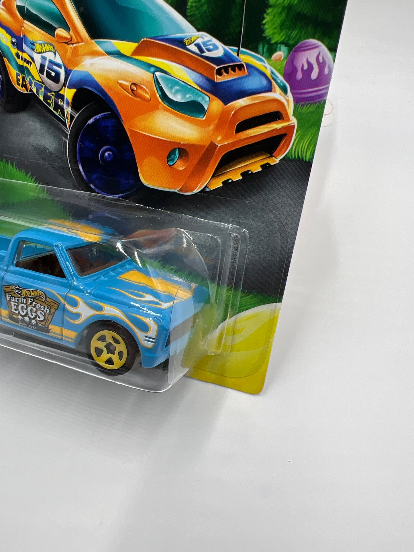 2015 Hot Wheels Happy Easter Series #6 Custom 69 Chevy Pickup Blue 156H