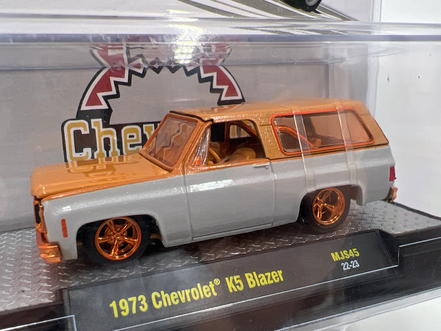 M2 Machines Mijo Exclusives CHASE 1973 Chevrolet K5 Blazer MJS45