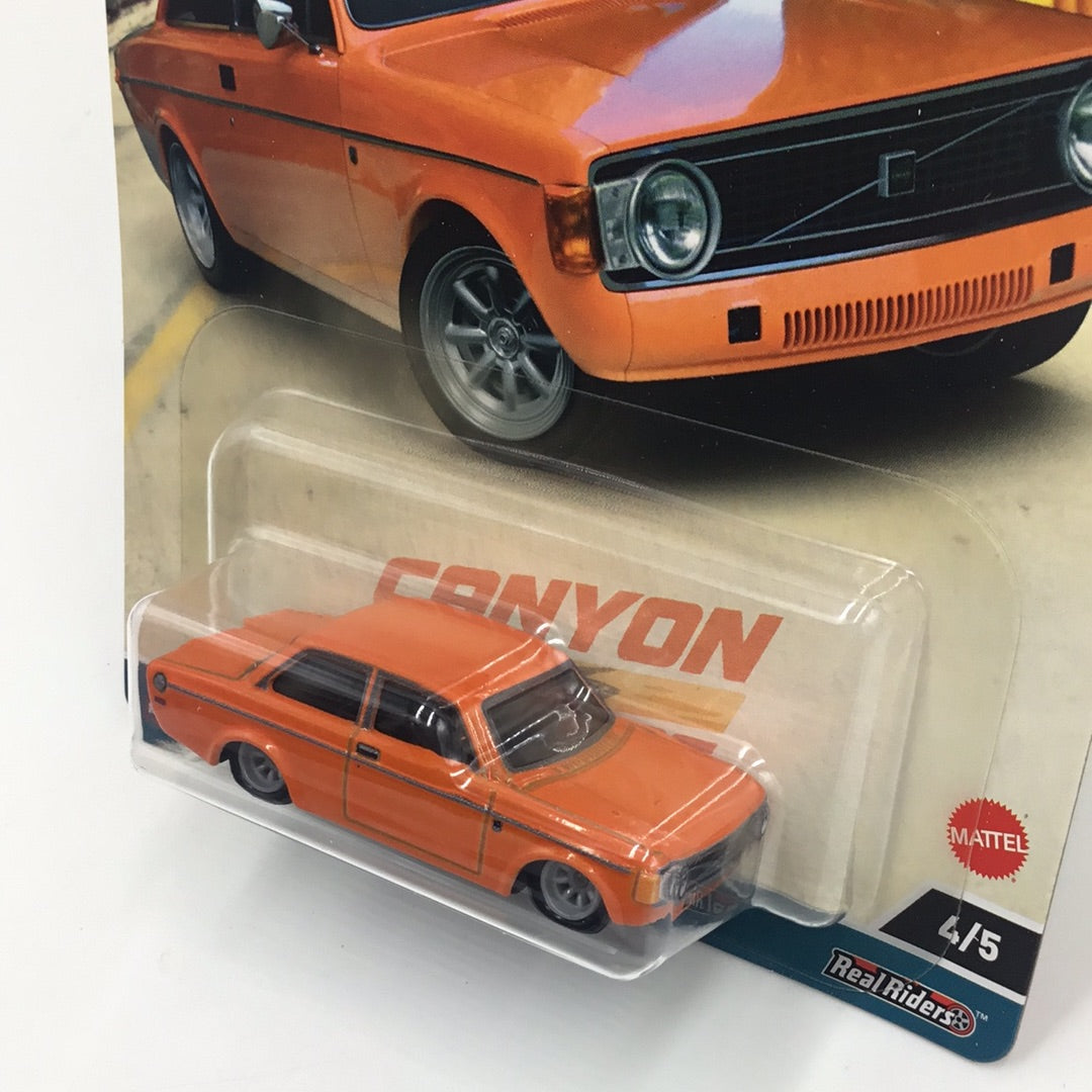 2023 Hot wheels car culture Canyon Warriors #4 73 Volvo 142 GL 4/5