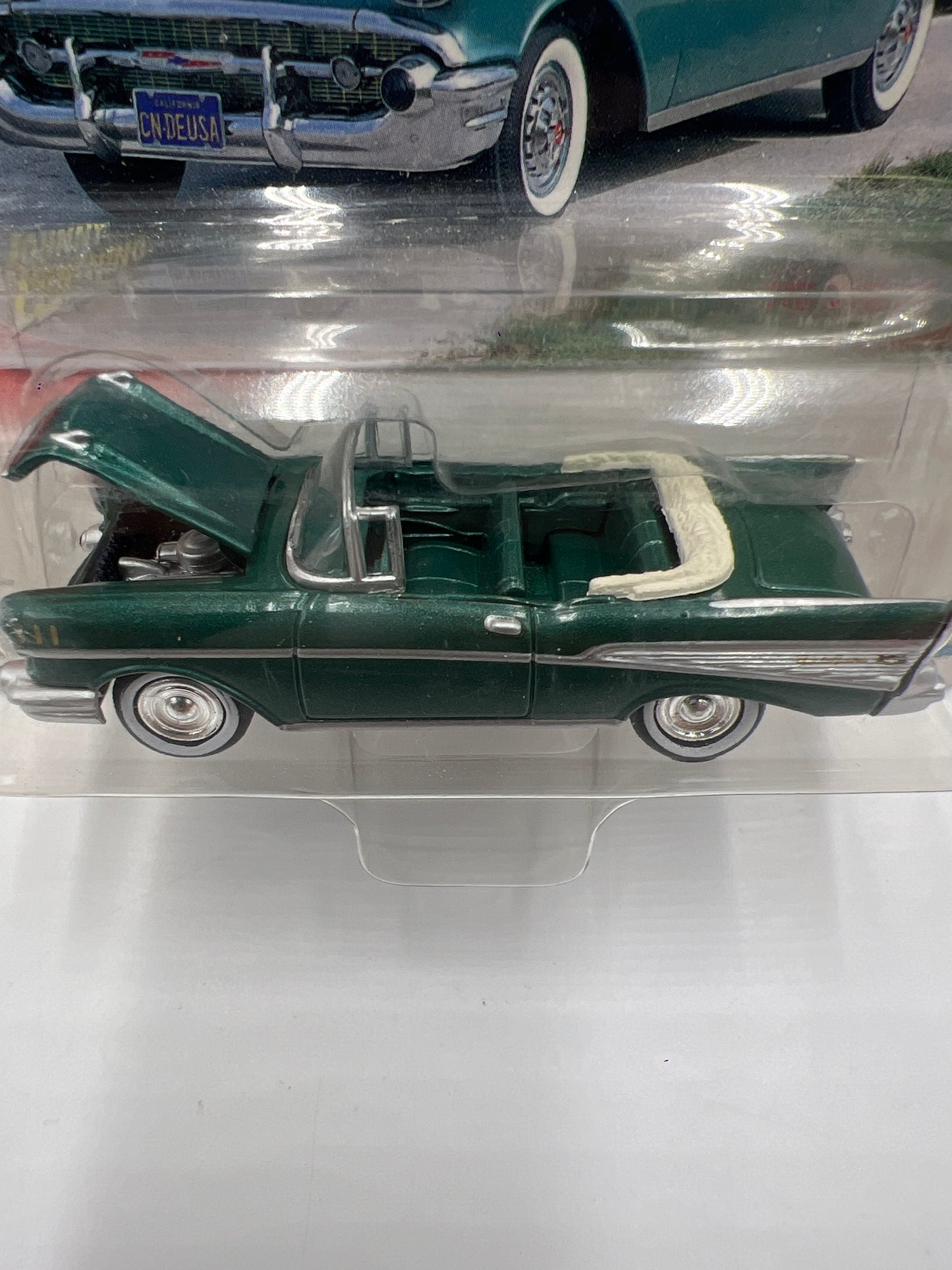 Johnny Lightning Tri-Chevy 1957 Chevy Bel Air Green 219F