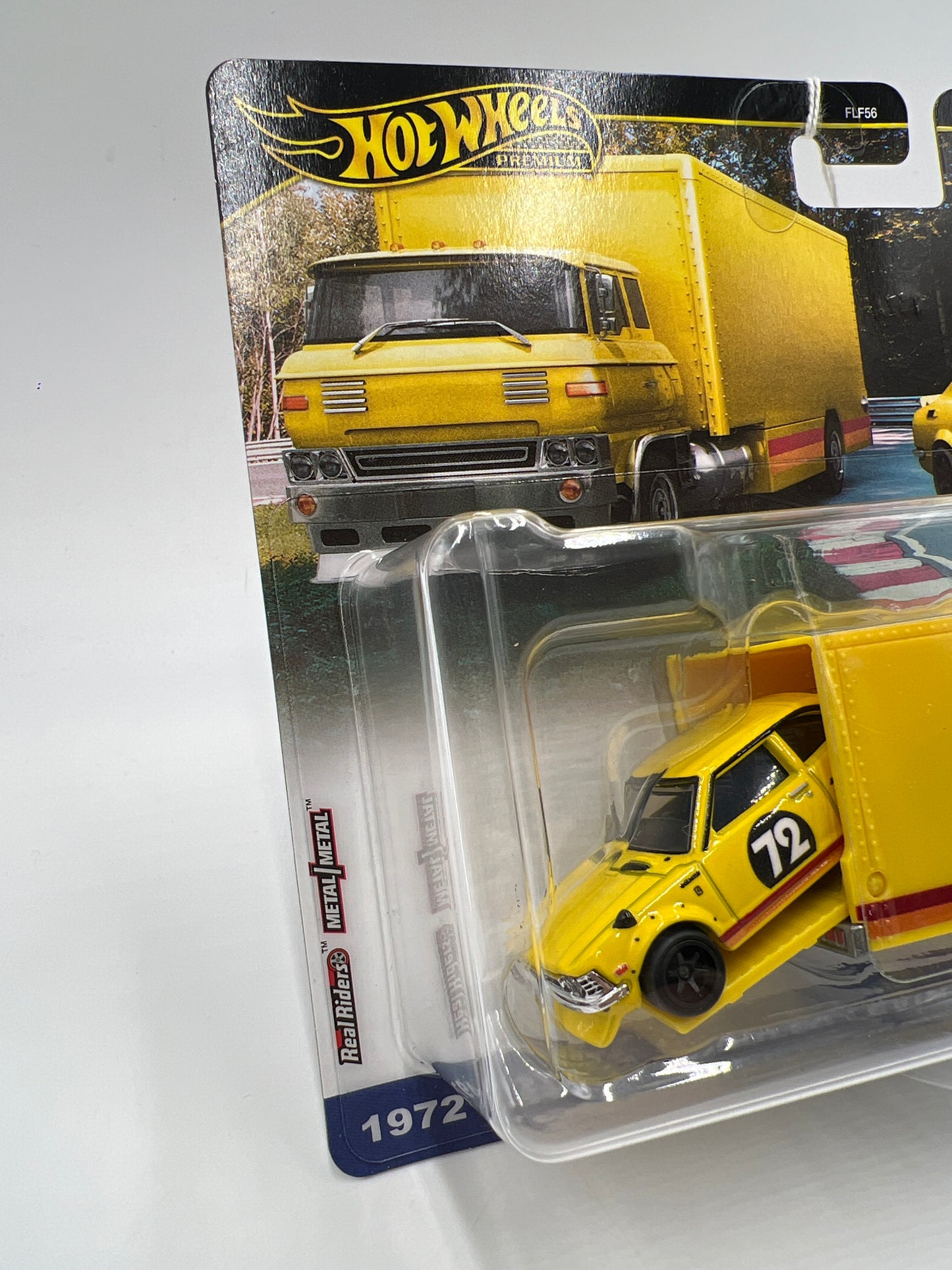 Hot Wheels Premium Team Transport #75 1972 Toyota Corolla Levin & Sakura Sprinter 282H