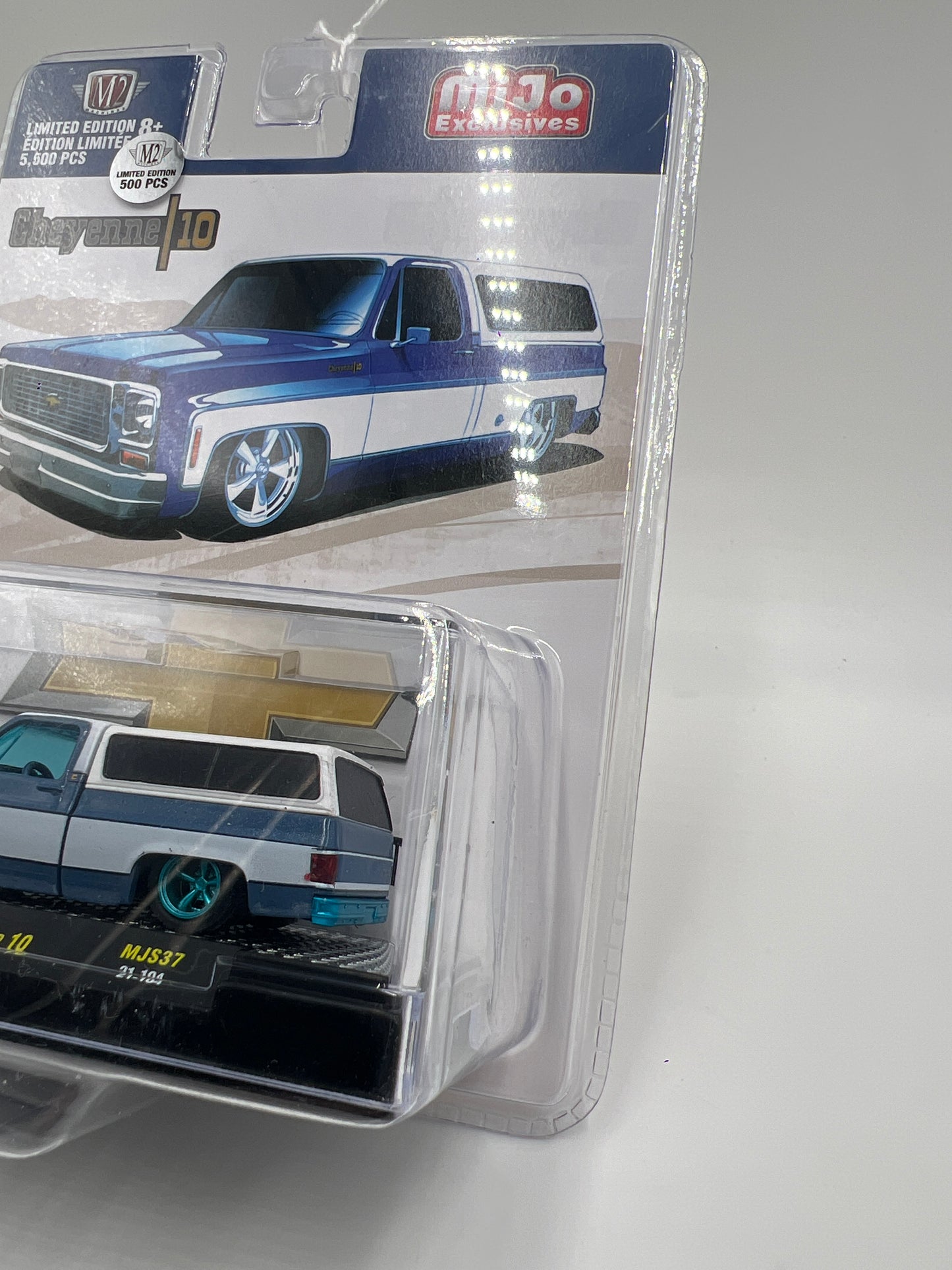 M2 Machines MiJo Exclusives CHASE 1/500 1973 Chevrolet Cheyenne 10 MJS37