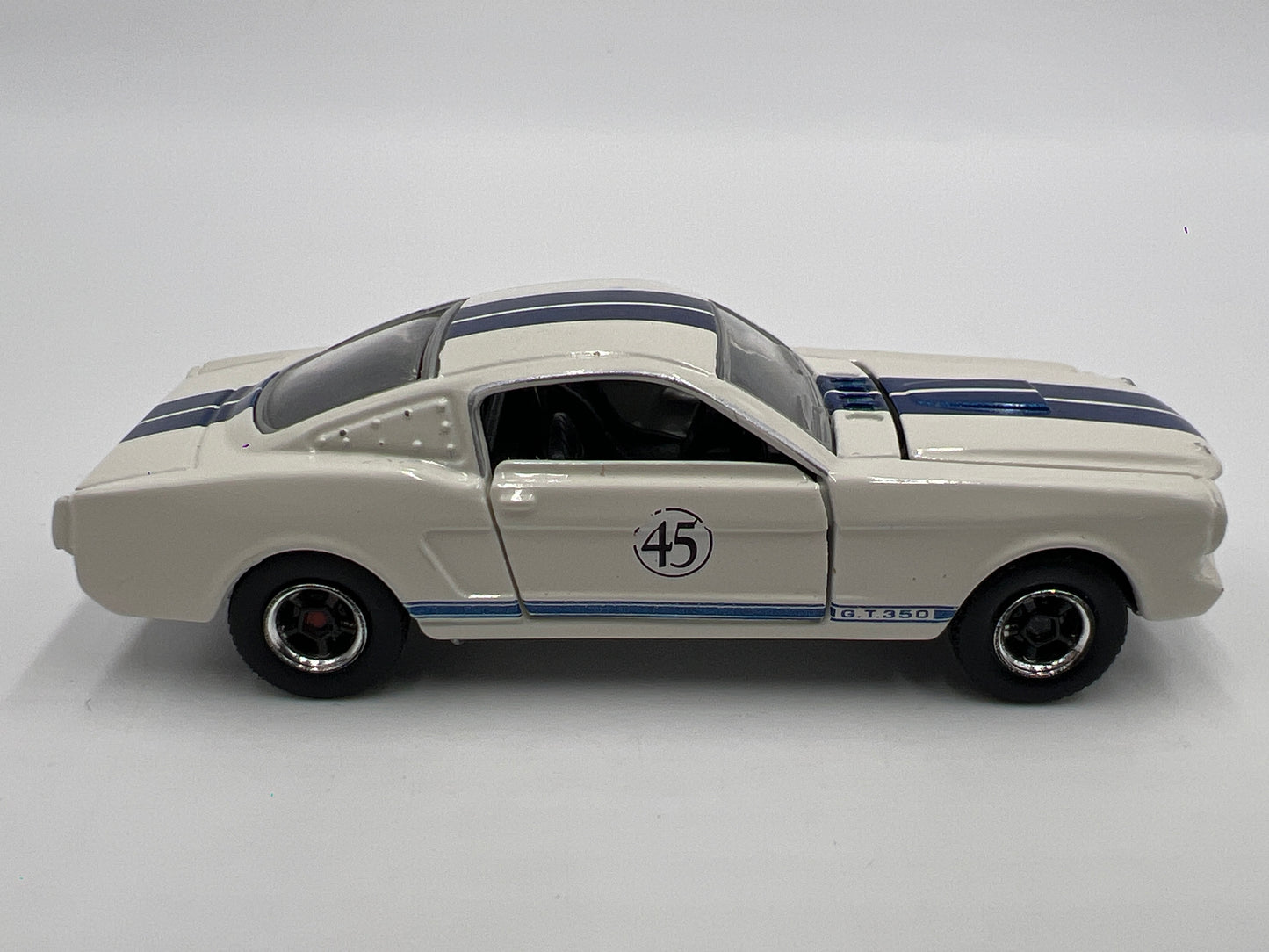 2010 Shelby Collectibles 1/64 10 Car Set Exclusive 1/5000 Loose 1965 Shelby GT 350R White