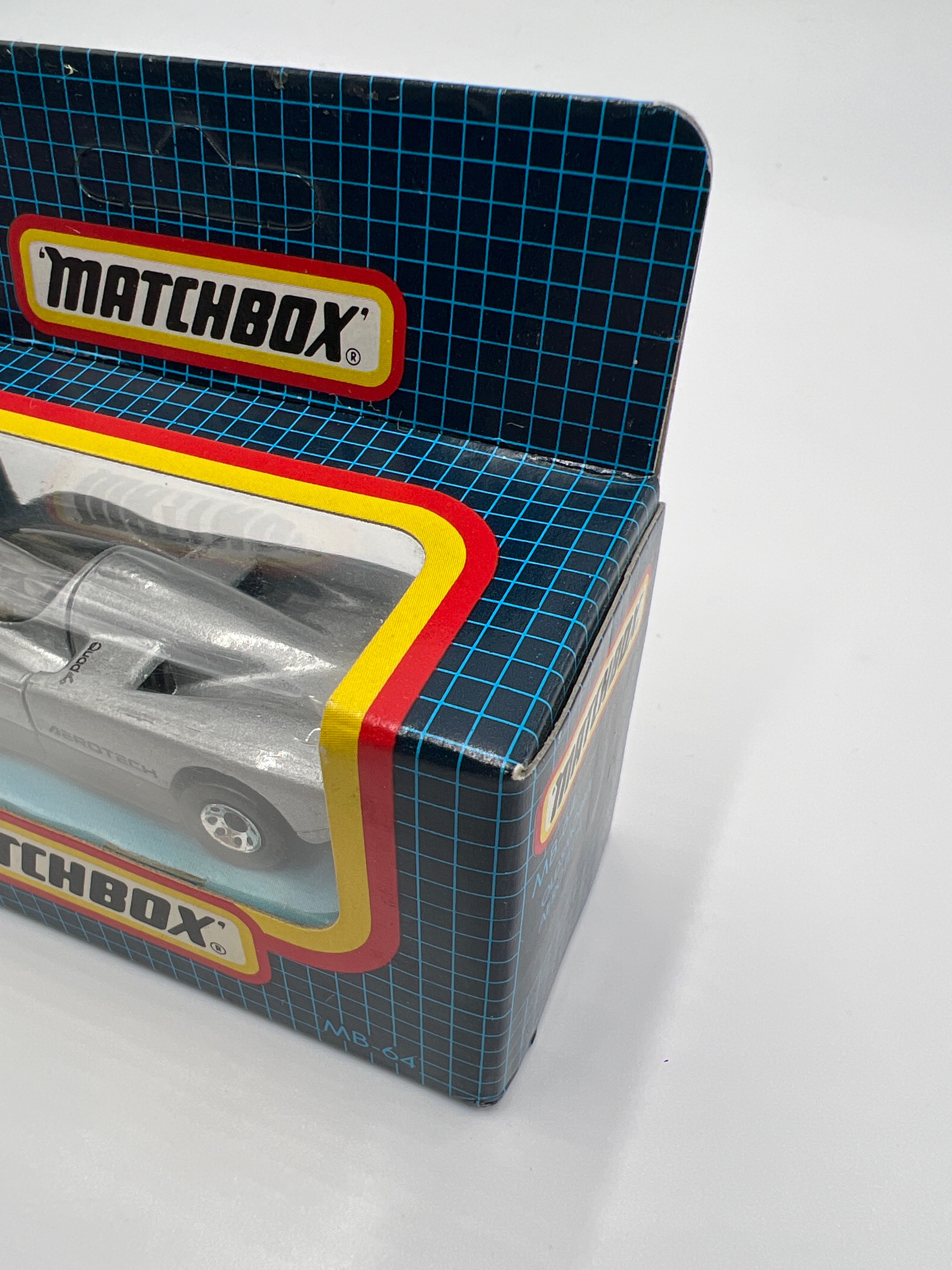 Matchbox Unpunched #64 Oldsmobile Aerotech Silver – carolinasdiecast