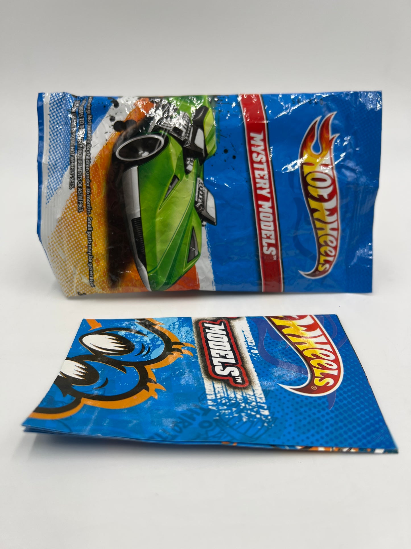 2011 Hot Wheels Mystery Models #5 11 Dodge Charger R/T Green W/Poster