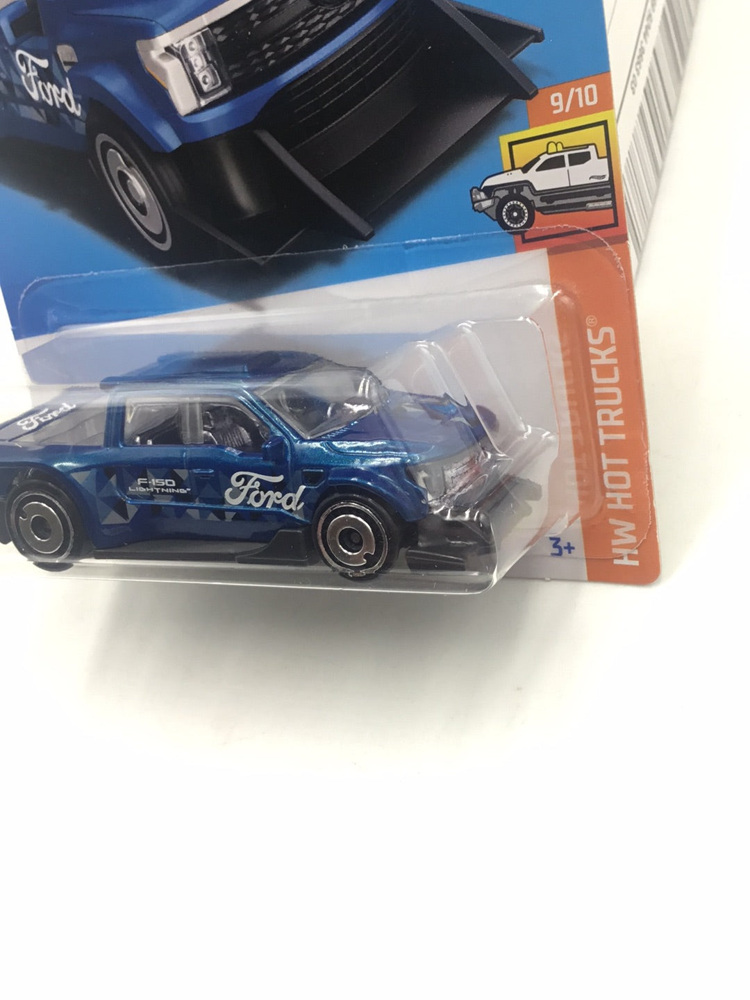 2023 hot wheels P case #226 Ford F 150 Lightning Custom 28A