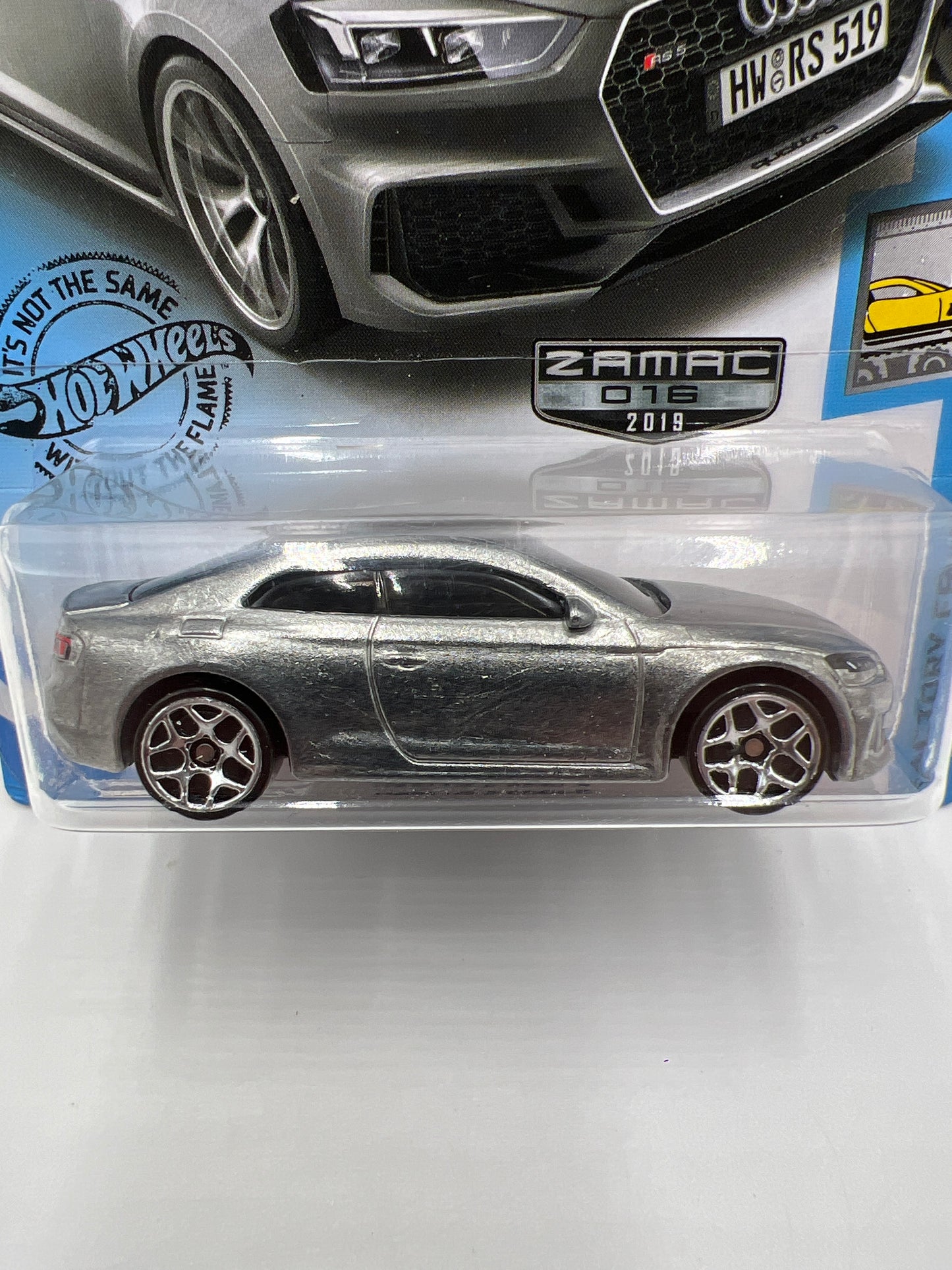 2019 Hot Wheels Walmart Exclusive Zamac 16 #225 Audi RS 5 Coupe 147F