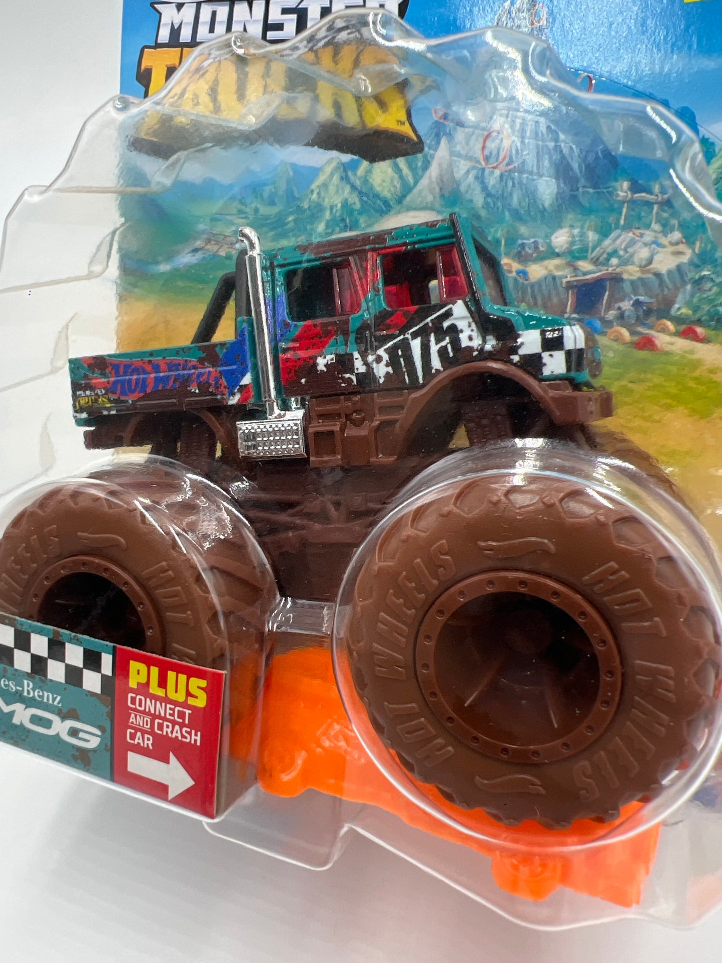 2022 Hot Wheels Monster Trucks Off-Road Race #48 Mercedes-Benz Unimog 132G