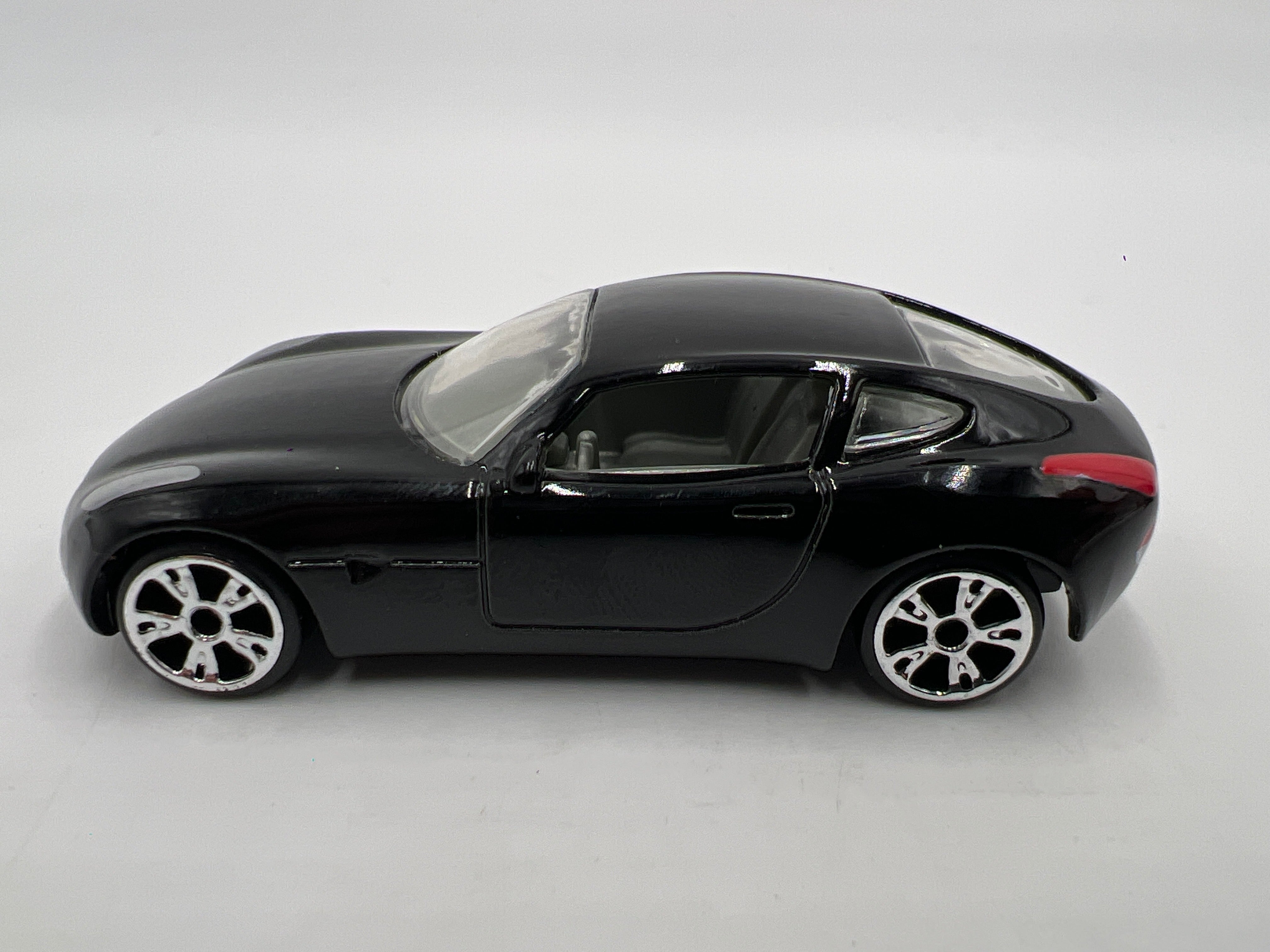 Matchbox 1/64 Superfast #42 Pontiac Solstice Black Loose