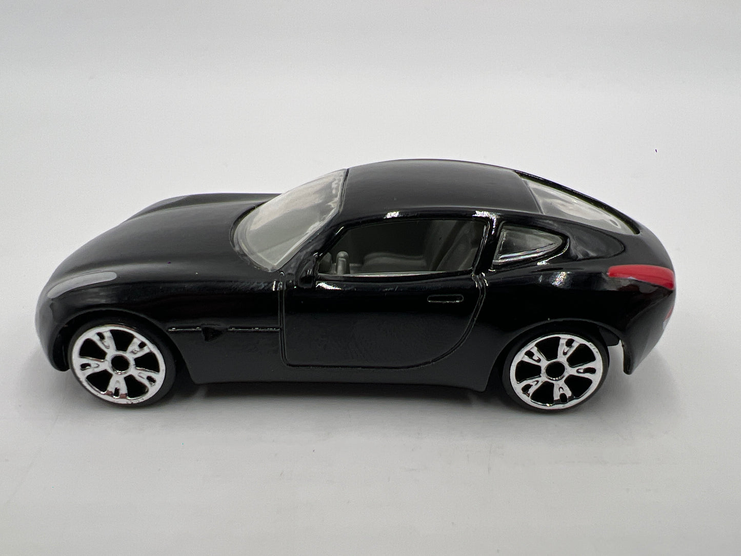 Matchbox 1/64 Superfast #42 Pontiac Solstice Black Loose