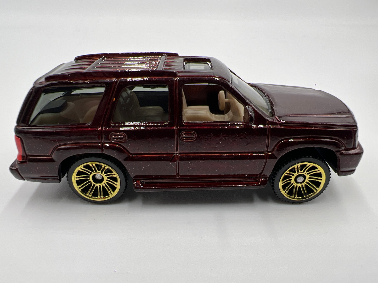 Matchbox 1/64 Cadillac Escalade Maroon Loose