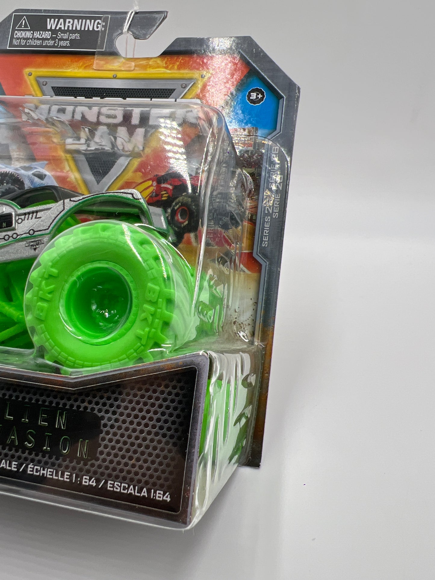 Monster Jam Series 26 Alien Invasion 127C