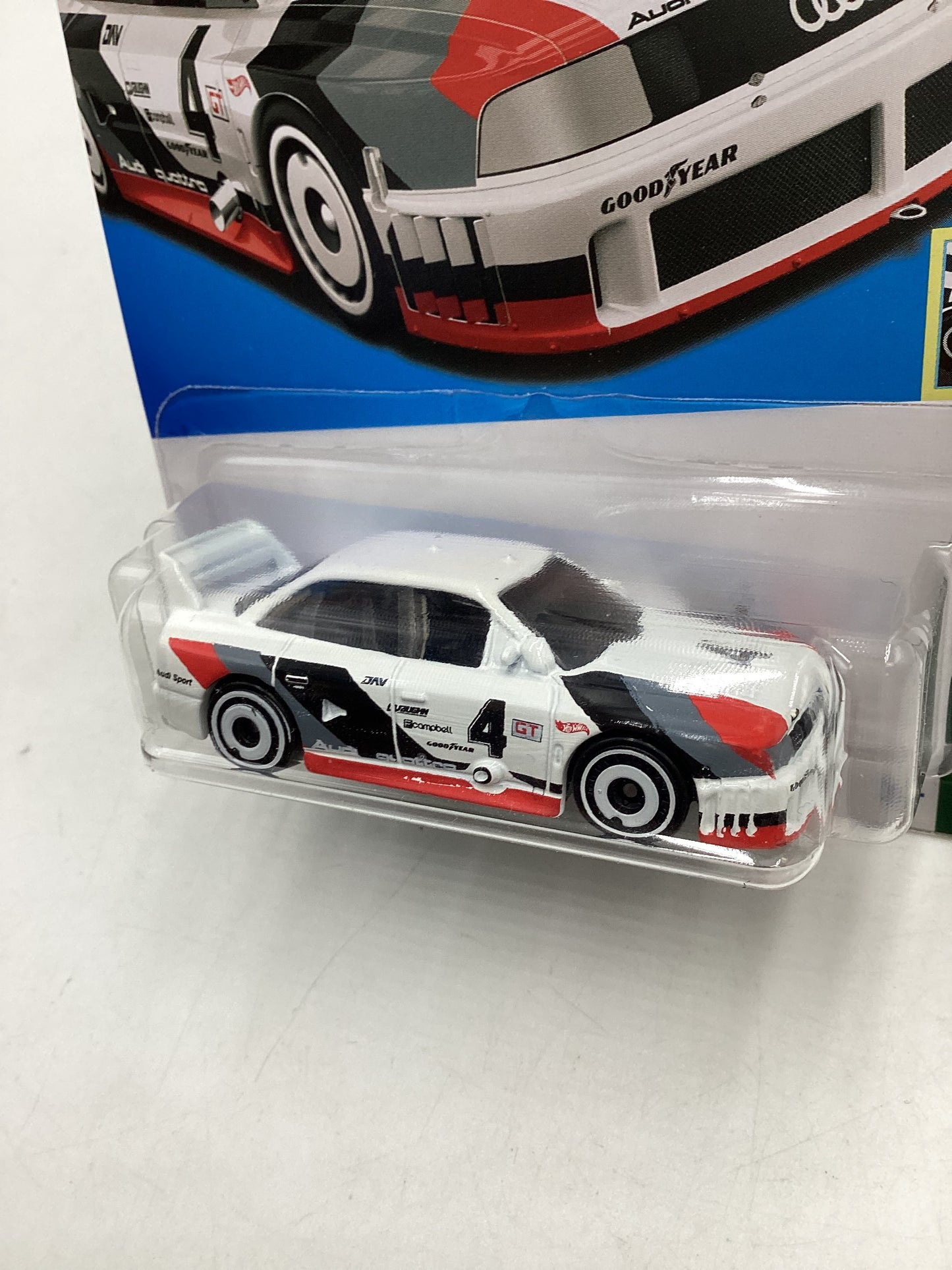 2023 Hot wheels #077 White Audi 90 Quattro 106A