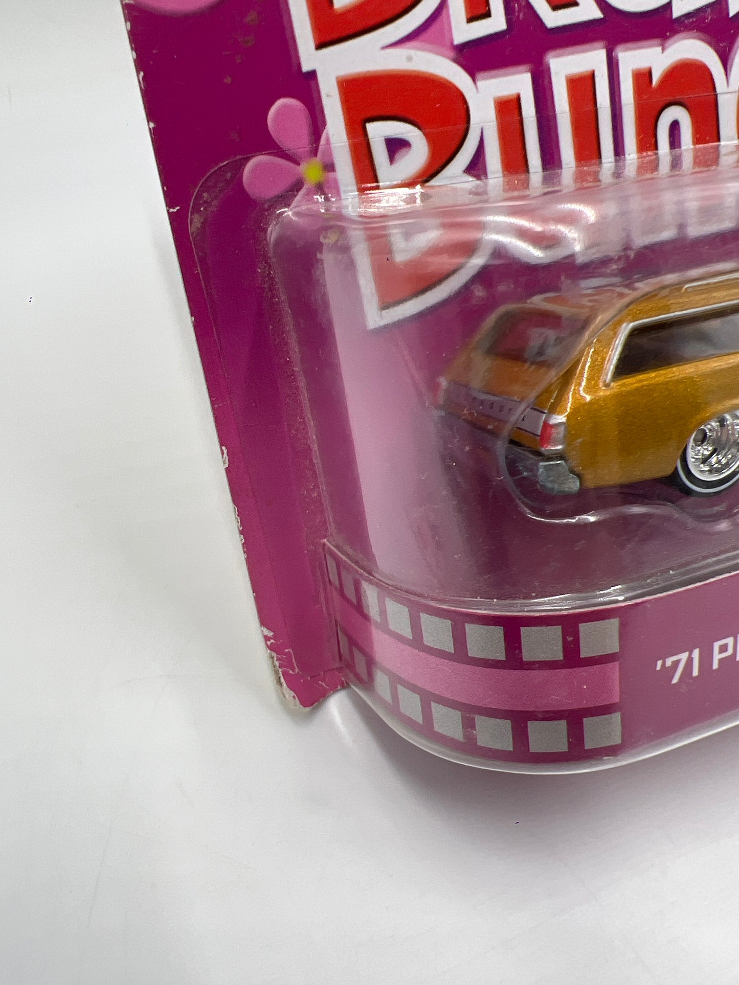 Hot Wheels Retro Entertainment The Brady Bunch 71 Plymouth Satellite Gold Card Not Perfect 241B