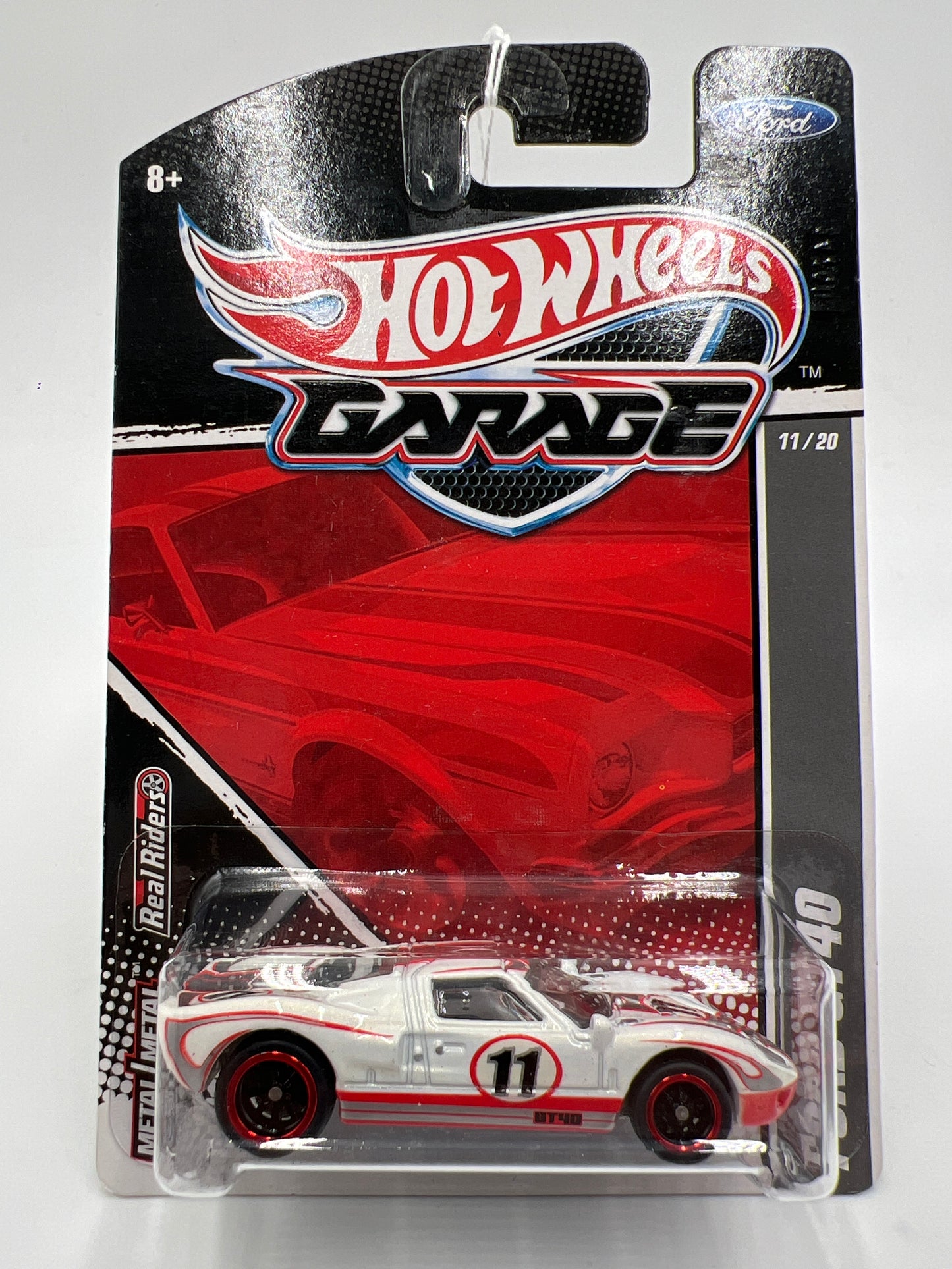 Hot Wheels Premium Garage Ford Series #11 Ford GT40 White