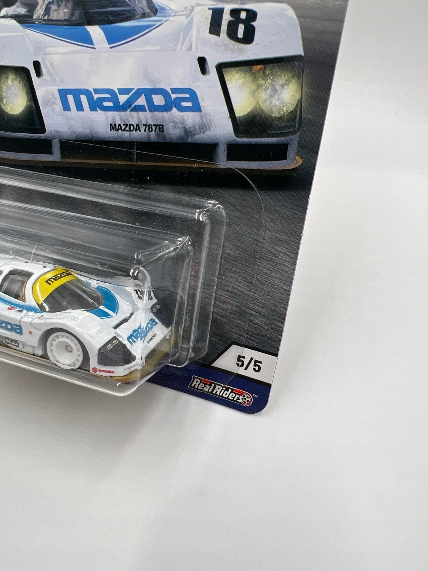 2018 Hot Wheels Car Culture Premium Circuit Legends #5 Mazda 787B White W/Protector
