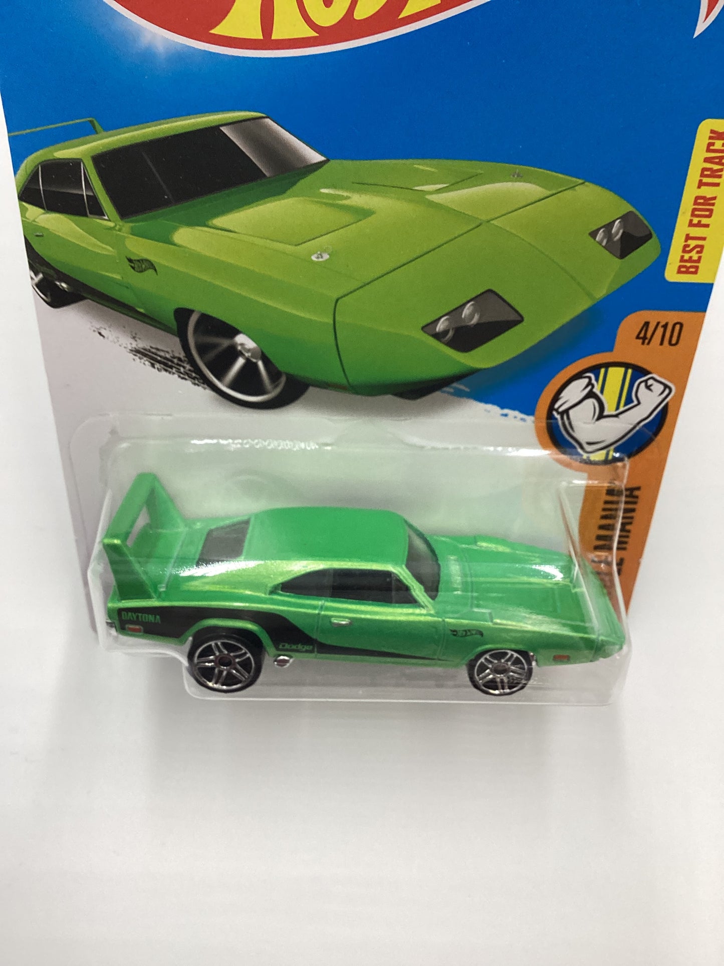 2016 Hot Wheels #124 69 DODGE CHARGER DAYTONA Green 56C