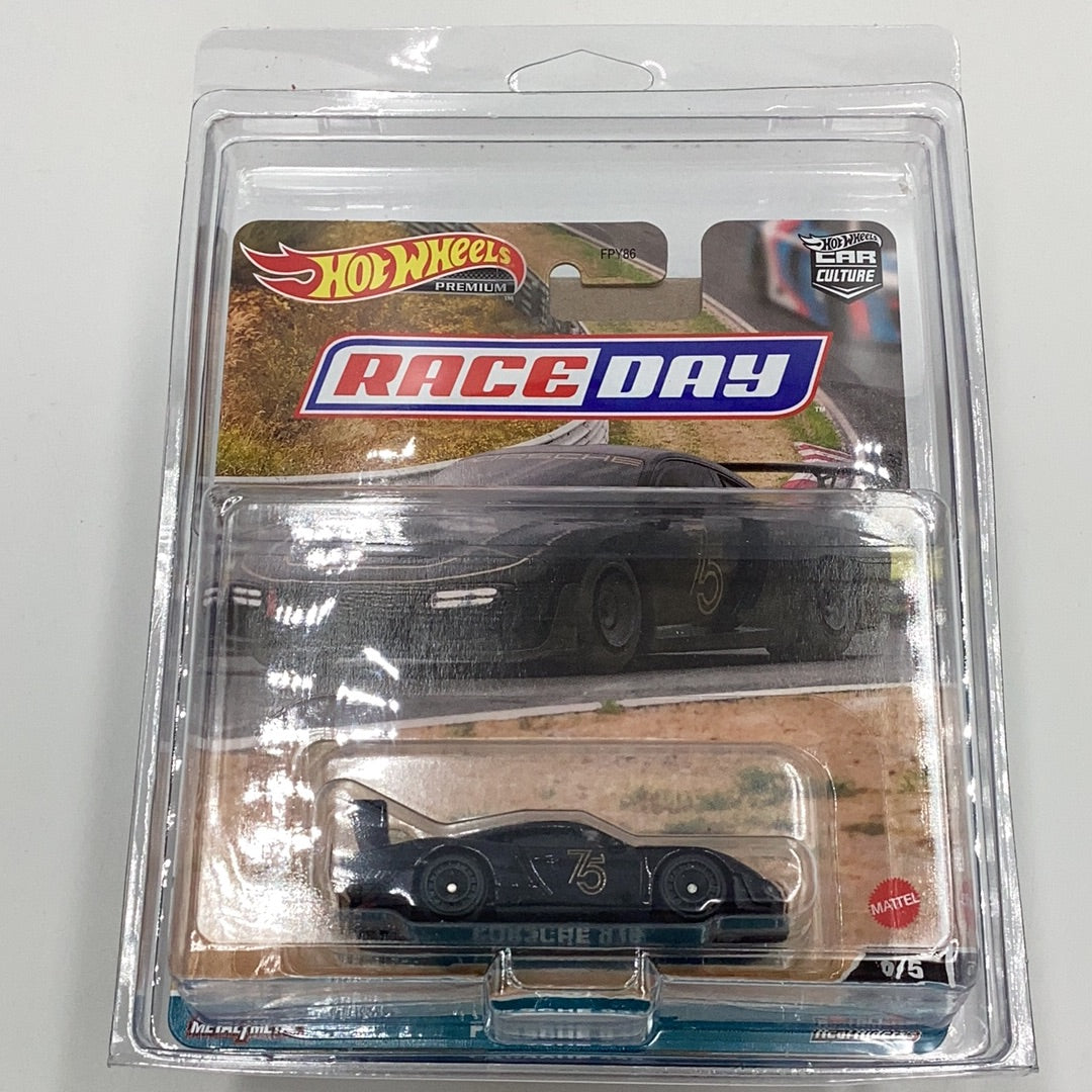 2023 Hot wheels Race Day Chase Porsche 935 0/5 with protector