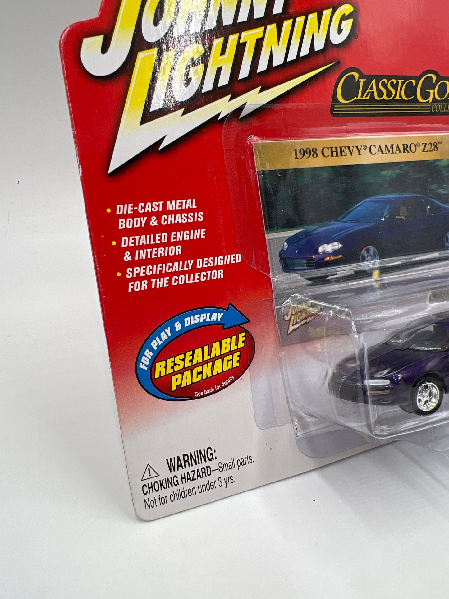 Johnny Lightning Classic Gold Collection 1998 Chevy Camaro Z28 Purple 219D