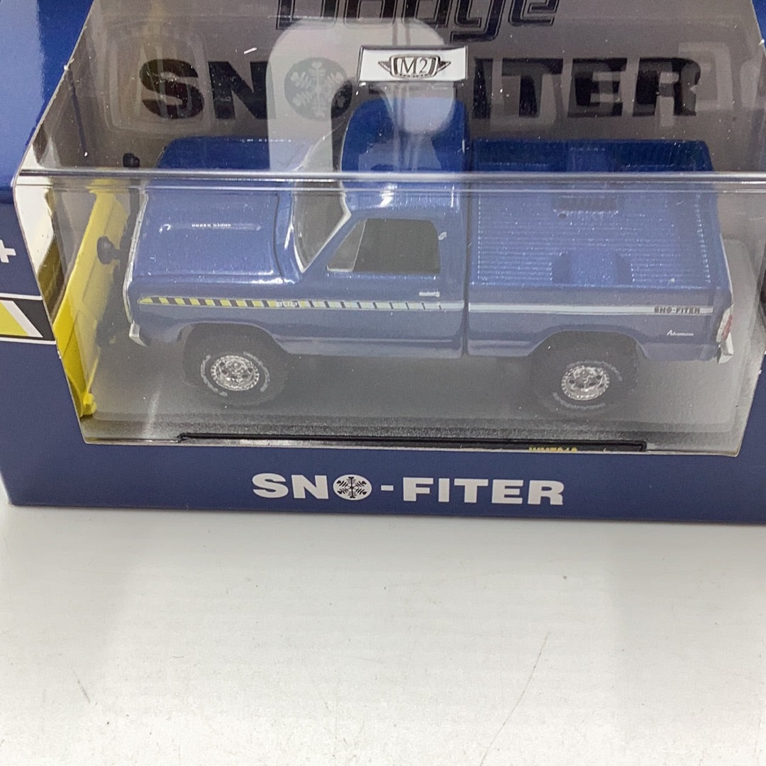 M2 MACHINES 1974 Dodge W200 Power Wagon Sno-Fiter Walmart Exclusive WMTS18