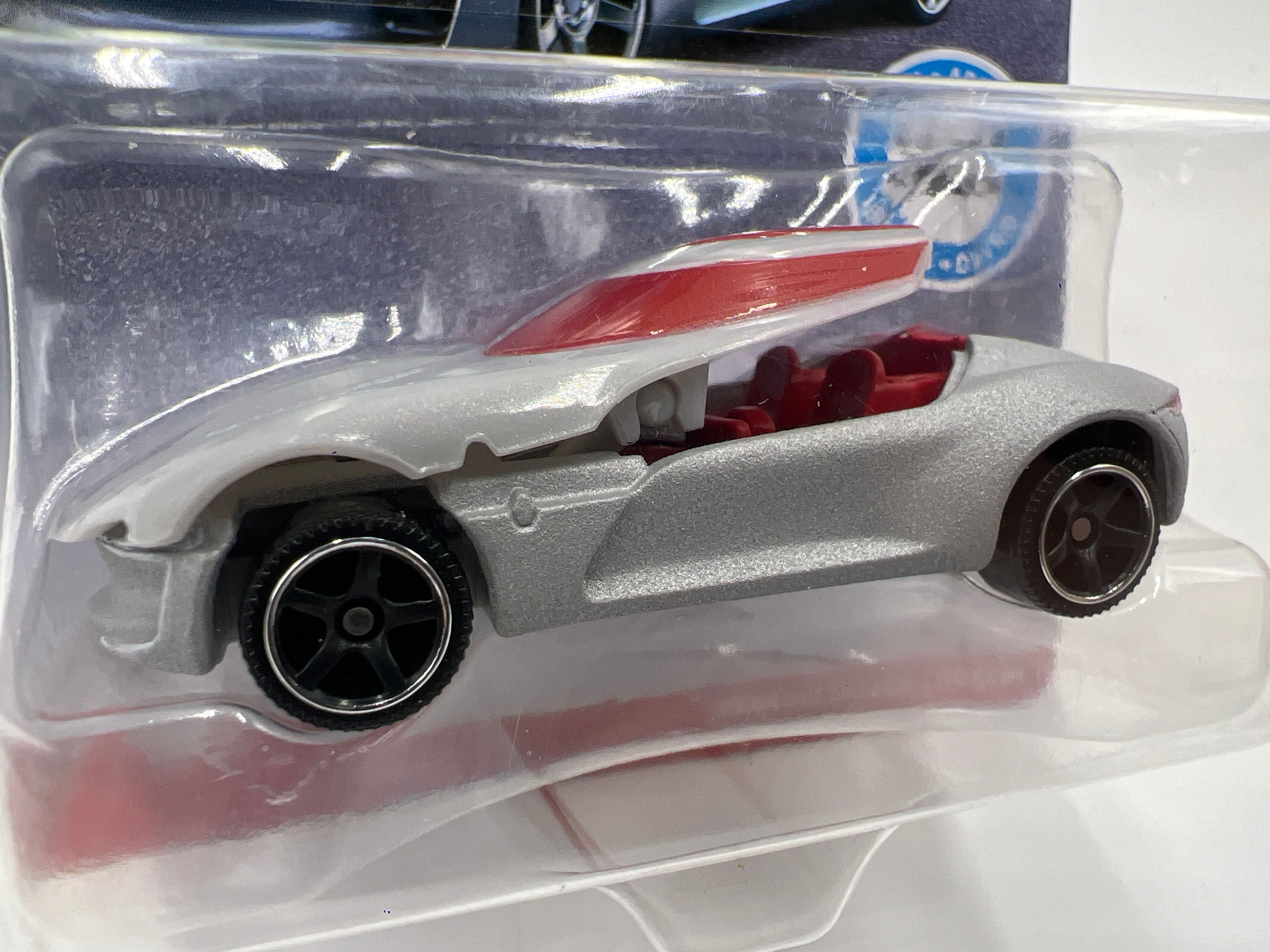 Matchbox Moving Parts MBX Road Trip Renault Trezor Concept Silver