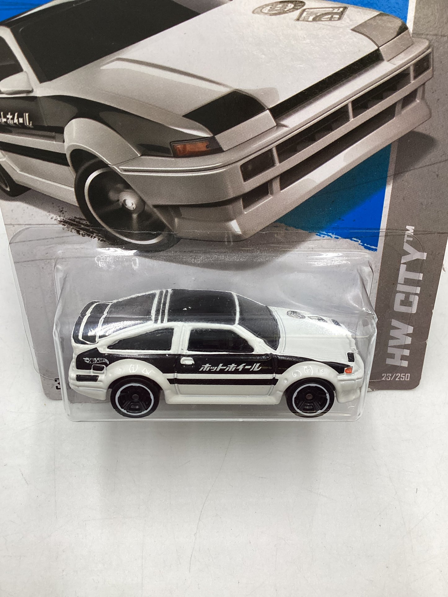 2013 Hot wheels #23 Toyota AE 86 Corolla White 95B